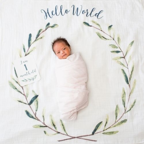 Lulujo Single Cotton Swaddle & Cards Set
